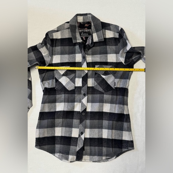 Pladra 100% cotton flannel black and white button down. - Picture 9 of 11